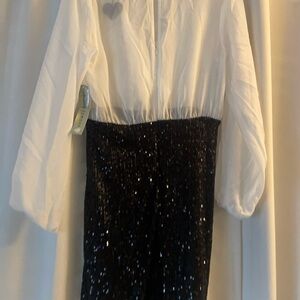 ABSOLUTELY FAMOUSElegant Black and White Kids Dress